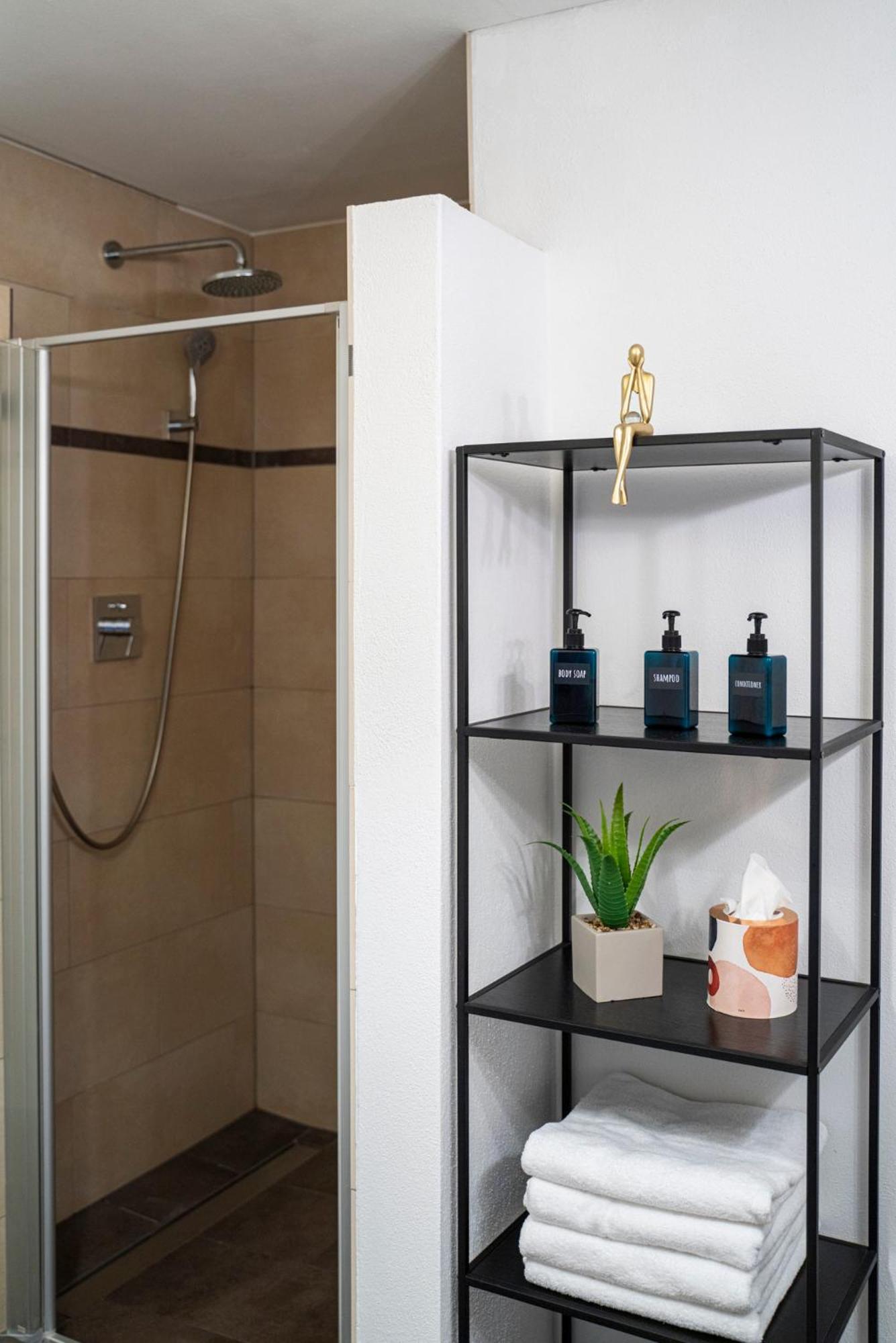 شقة 130M2 Loft - Balkon, Smart Tv, Badewanne, Kaffee روزنهايم المظهر الخارجي الصورة